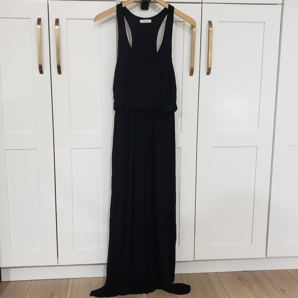 Lush Elegant Black Maxi Dress